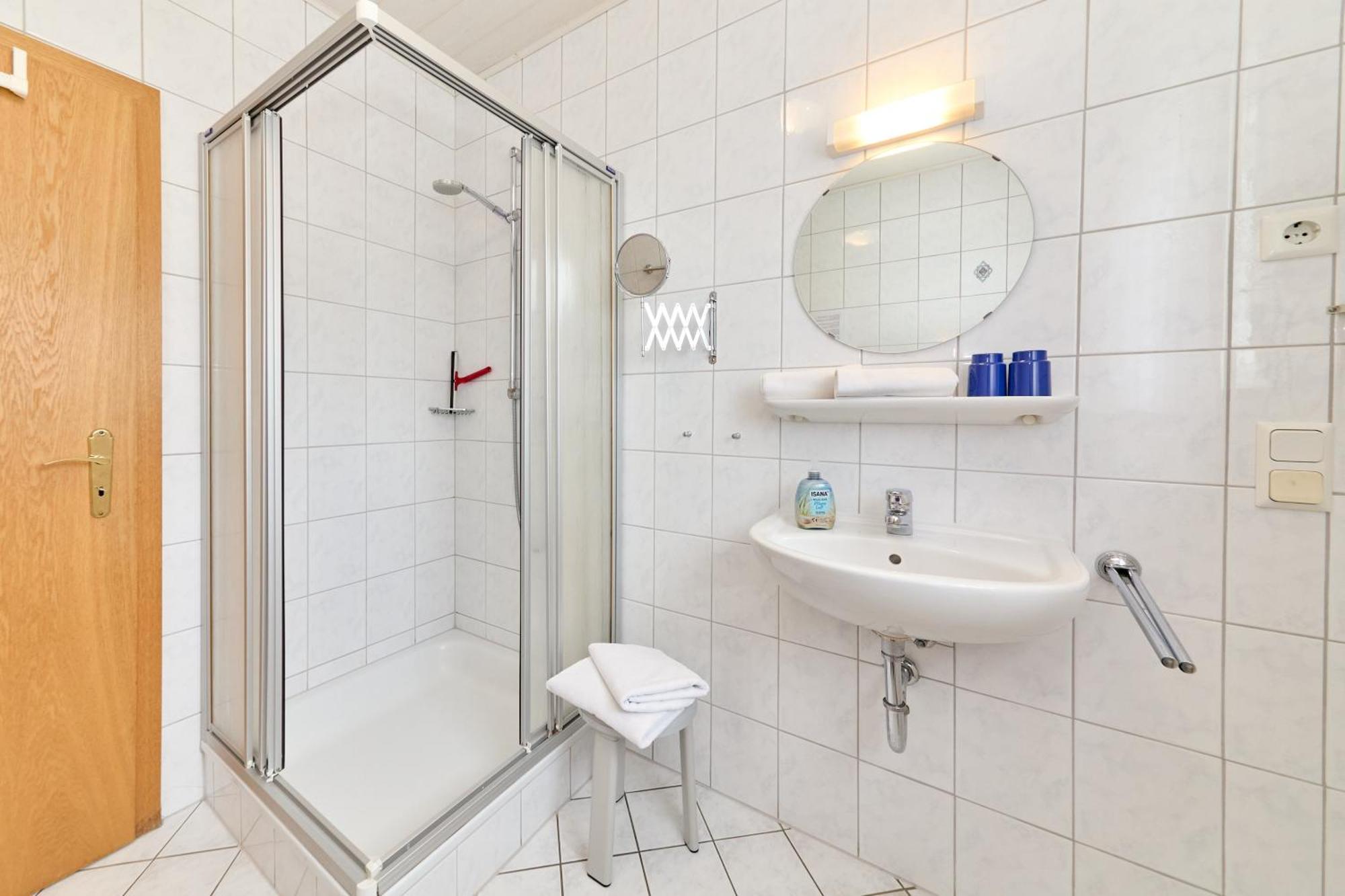 Gaestehaus Binz-meyer Apartamento *