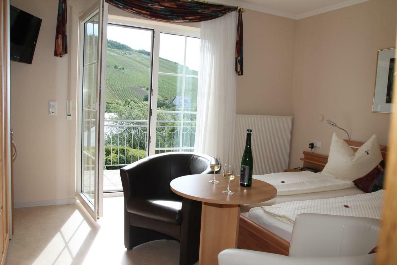 Wein- Und Gaestehaus Binz-meyer *