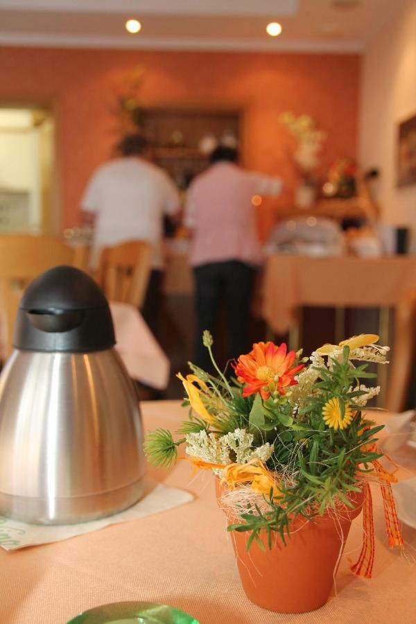 Wein- Und Gaestehaus Binz-meyer *