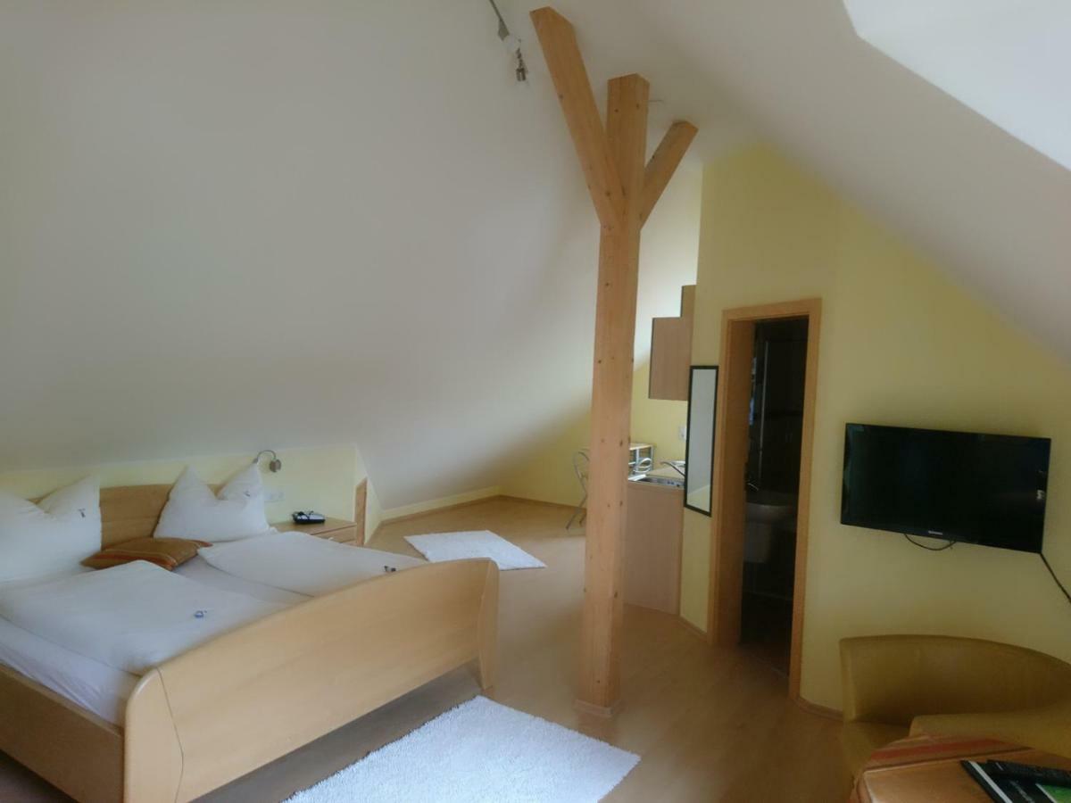 Wein- Und Gaestehaus Binz-meyer