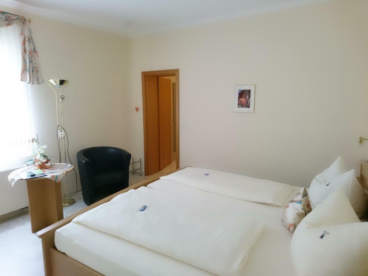 Apartment Wein- Und Gaestehaus Binz-meyer Lieser
